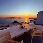 Sunset Caldera Seaview 公寓