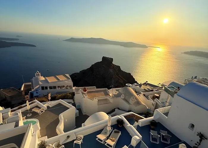 Sunset Caldera Seaview